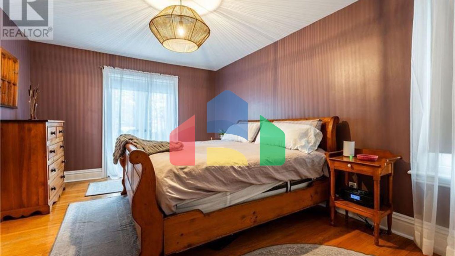 Residential - Single Family Home - Hamilton, Canada - Canada