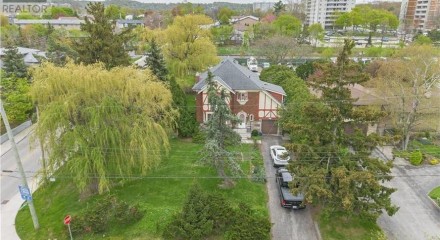 Residential - Vacant Land - Hamilton, Canada - Canada