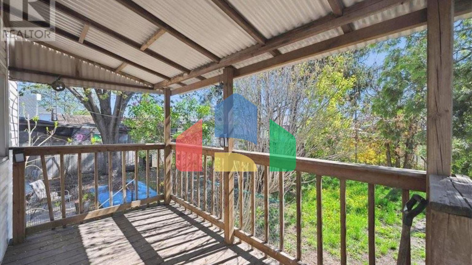 Residential - Single Family Home - Hamilton, Canada - Canada