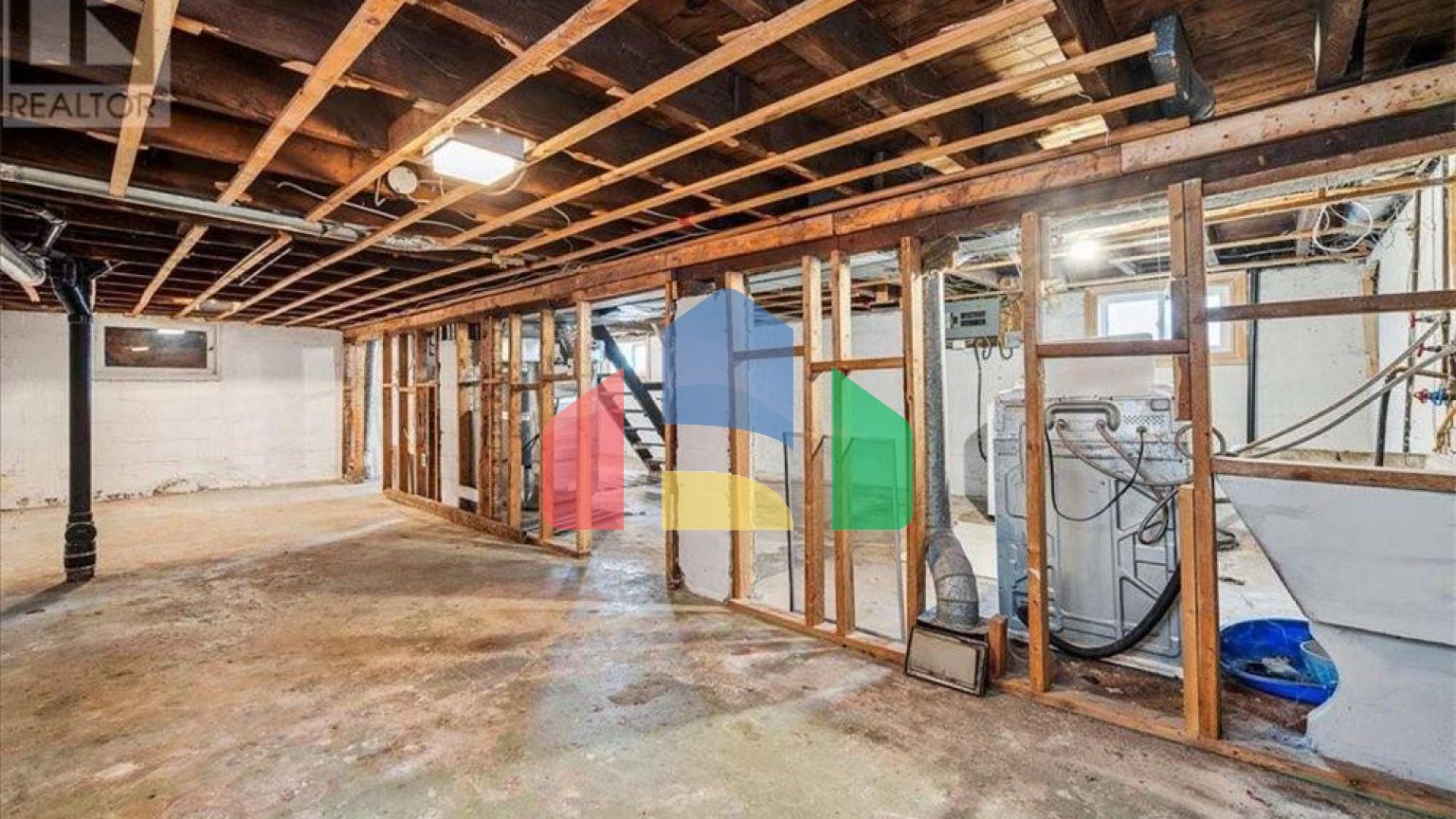 Residential - Single Family Home - Hamilton, Canada - Canada