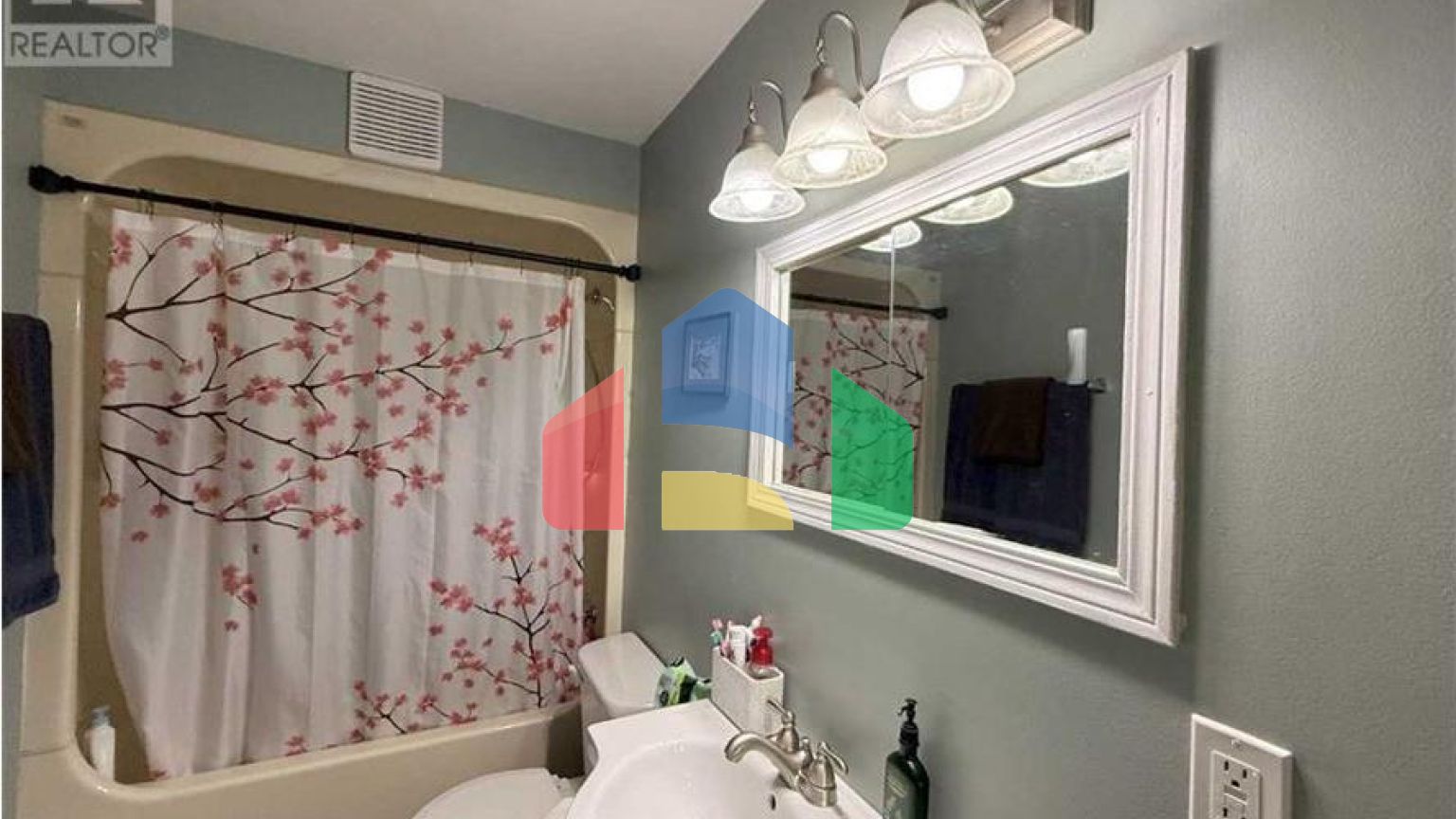 Residential - Single Family Home - Hinton, Canada - Canada