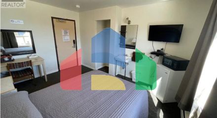 Commercial - Commercial/Retail - Hinton, Canada - Canada