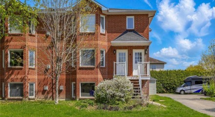 Residential - Triplex - Hull, Canada - Canada
