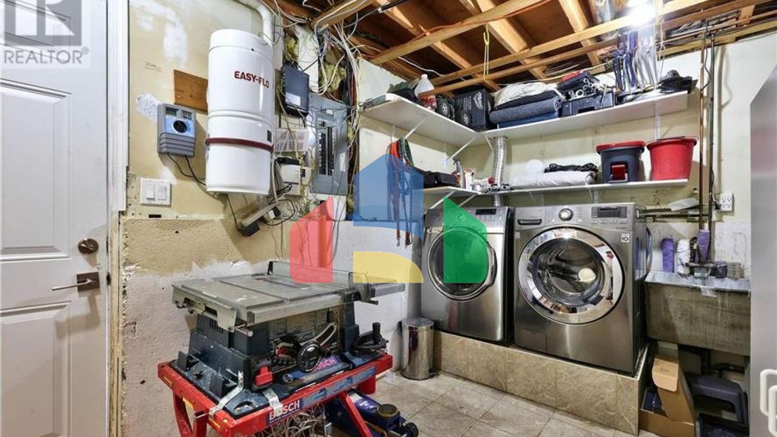 Residential - Single Family Home - Kamloops, Canada - Canada