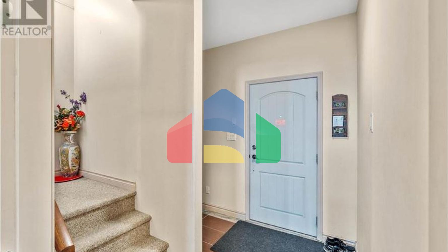 Residential - Single Family Home - Kamloops, Canada - Canada