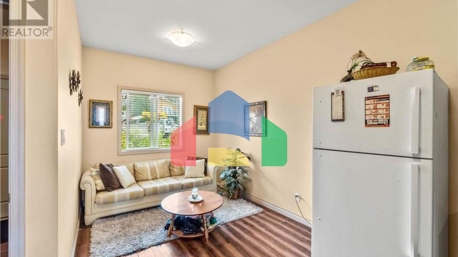 Residential - Single Family Home - Kamloops, Canada - Canada