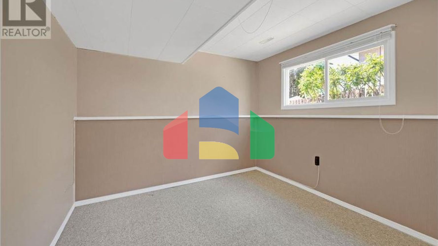 Residential - Single Family Home - Kamloops, Canada - Canada