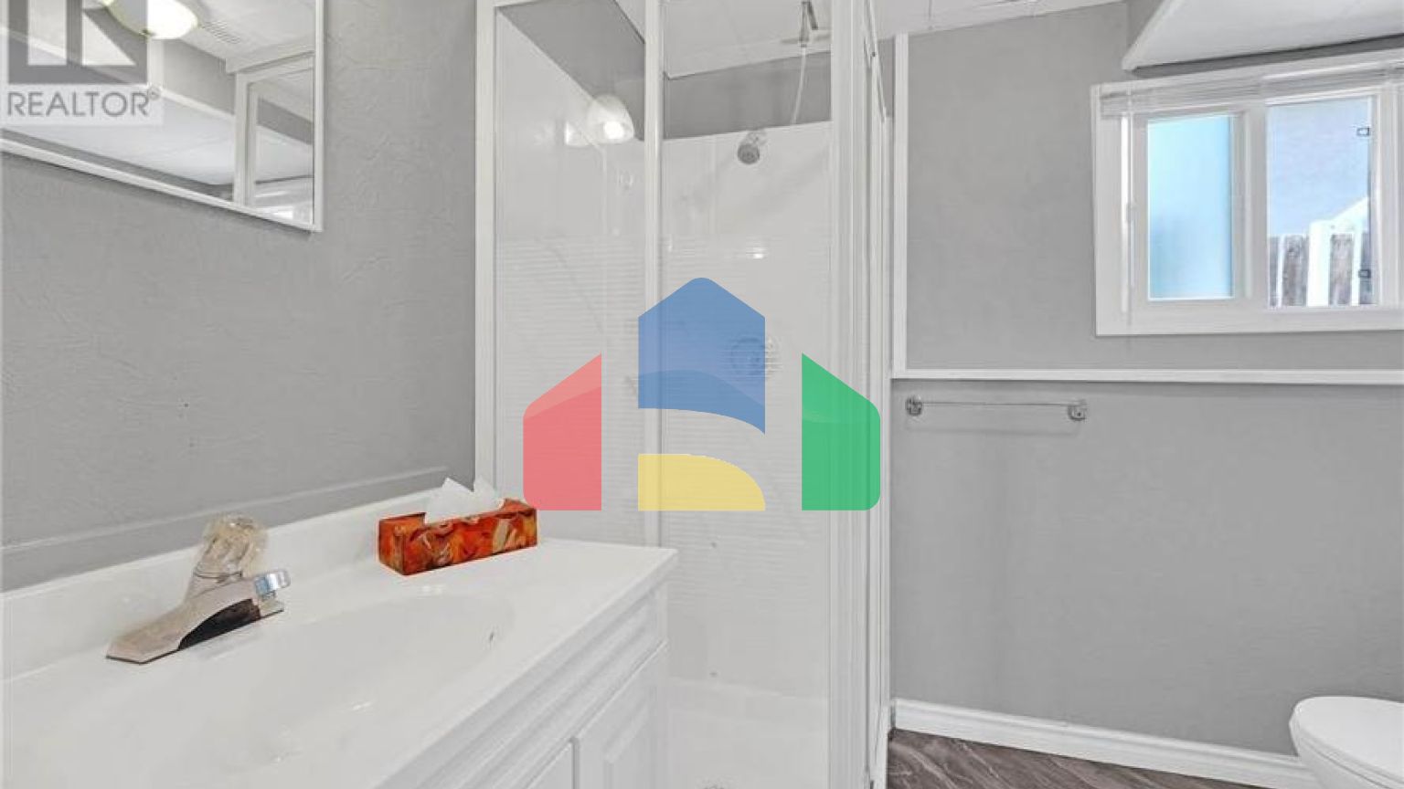 Residential - Single Family Home - Kamloops, Canada - Canada