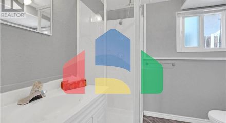 Residential - Single Family Home - Kamloops, Canada - Canada