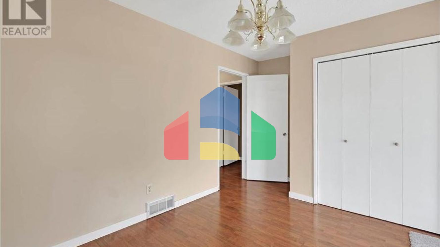 Residential - Single Family Home - Kamloops, Canada - Canada