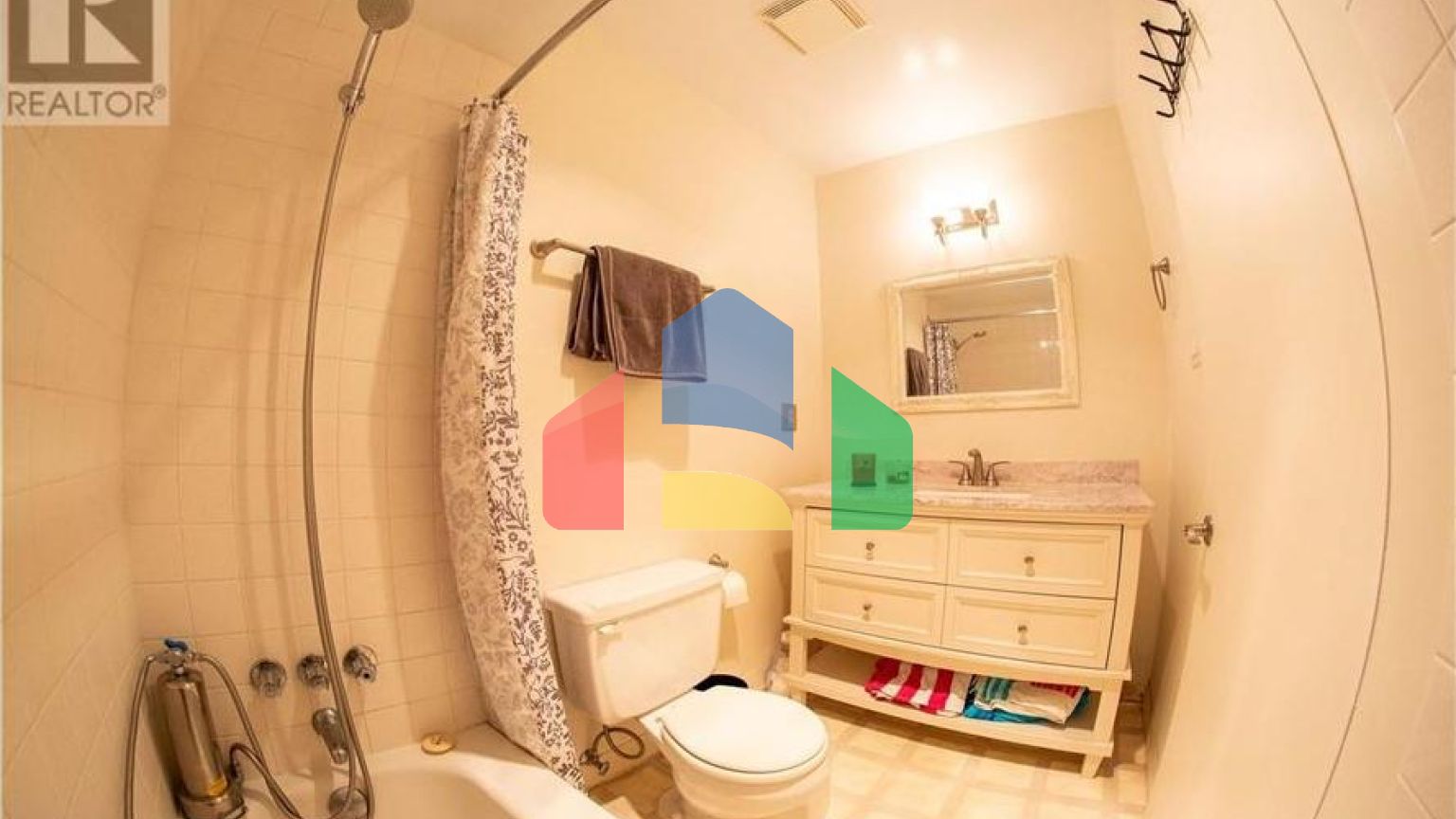 Residential - Condo/Apartment - Kamloops, Canada - Canada