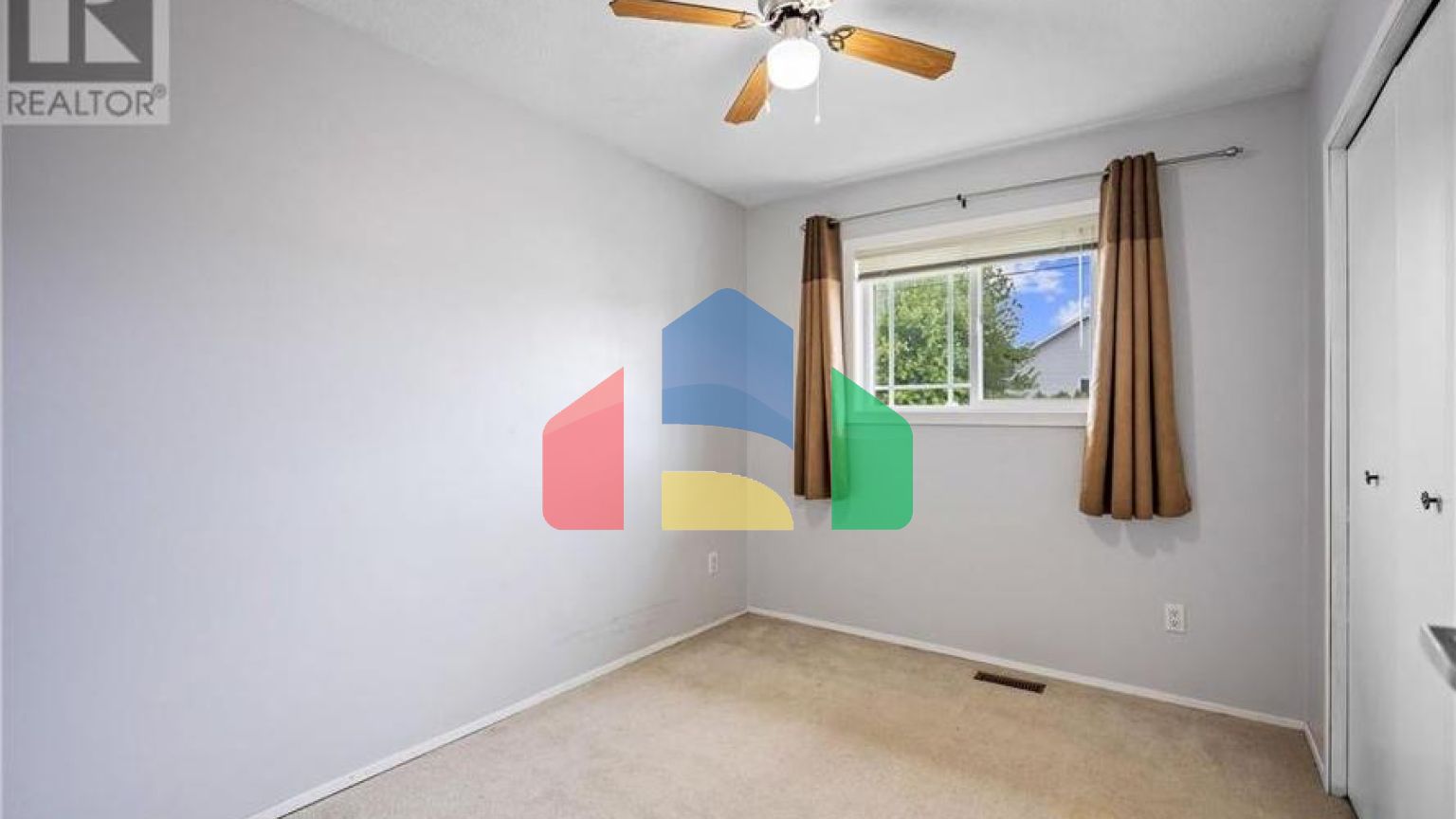 Residential - Single Family Home - Kamloops, Canada - Canada