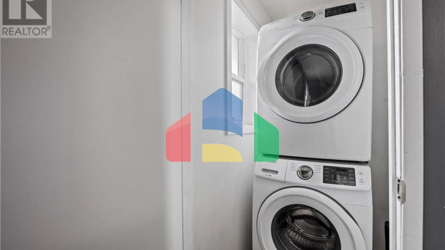 Residential - Single Family Home - Kamloops, Canada - Canada