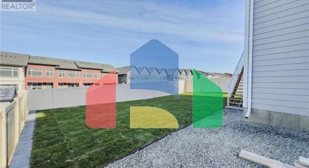 Residential - Single Family Home - Kamloops, Canada - Canada