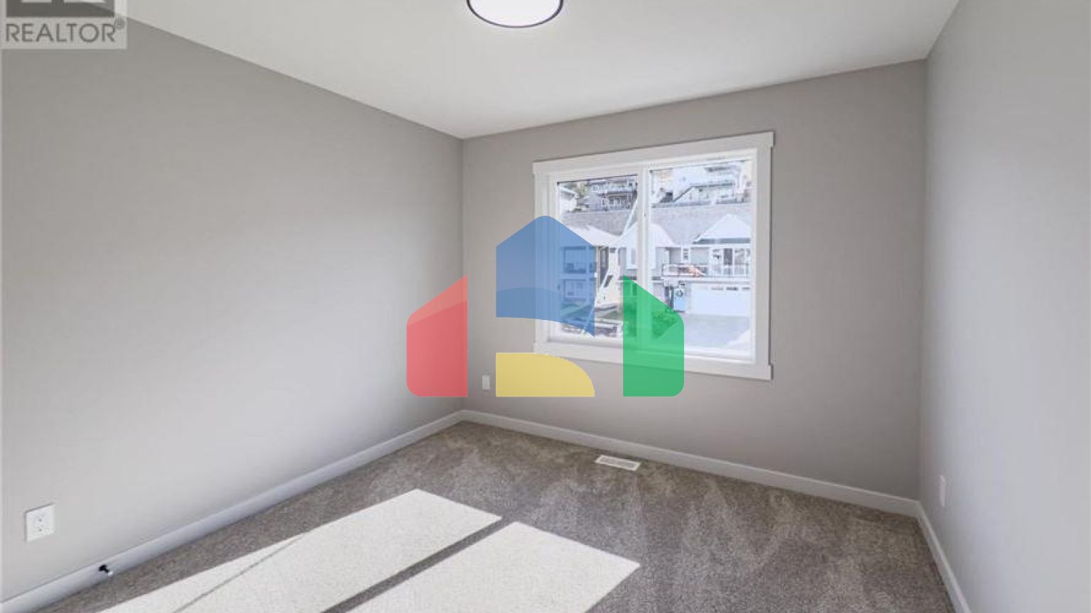 Residential - Single Family Home - Kamloops, Canada - Canada