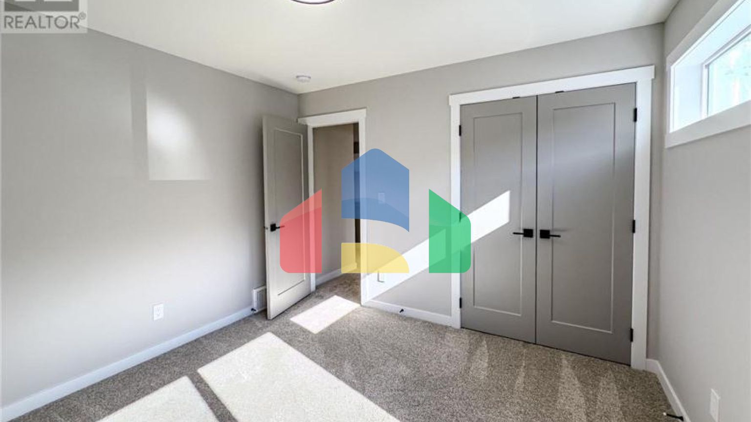 Residential - Single Family Home - Kamloops, Canada - Canada