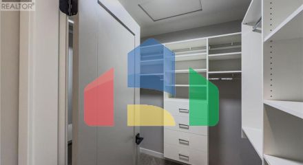 Residential - Single Family Home - Kamloops, Canada - Canada