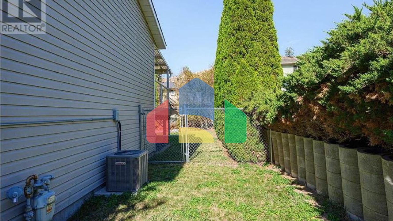 Residential - Single Family Home - Kamloops, Canada - Canada