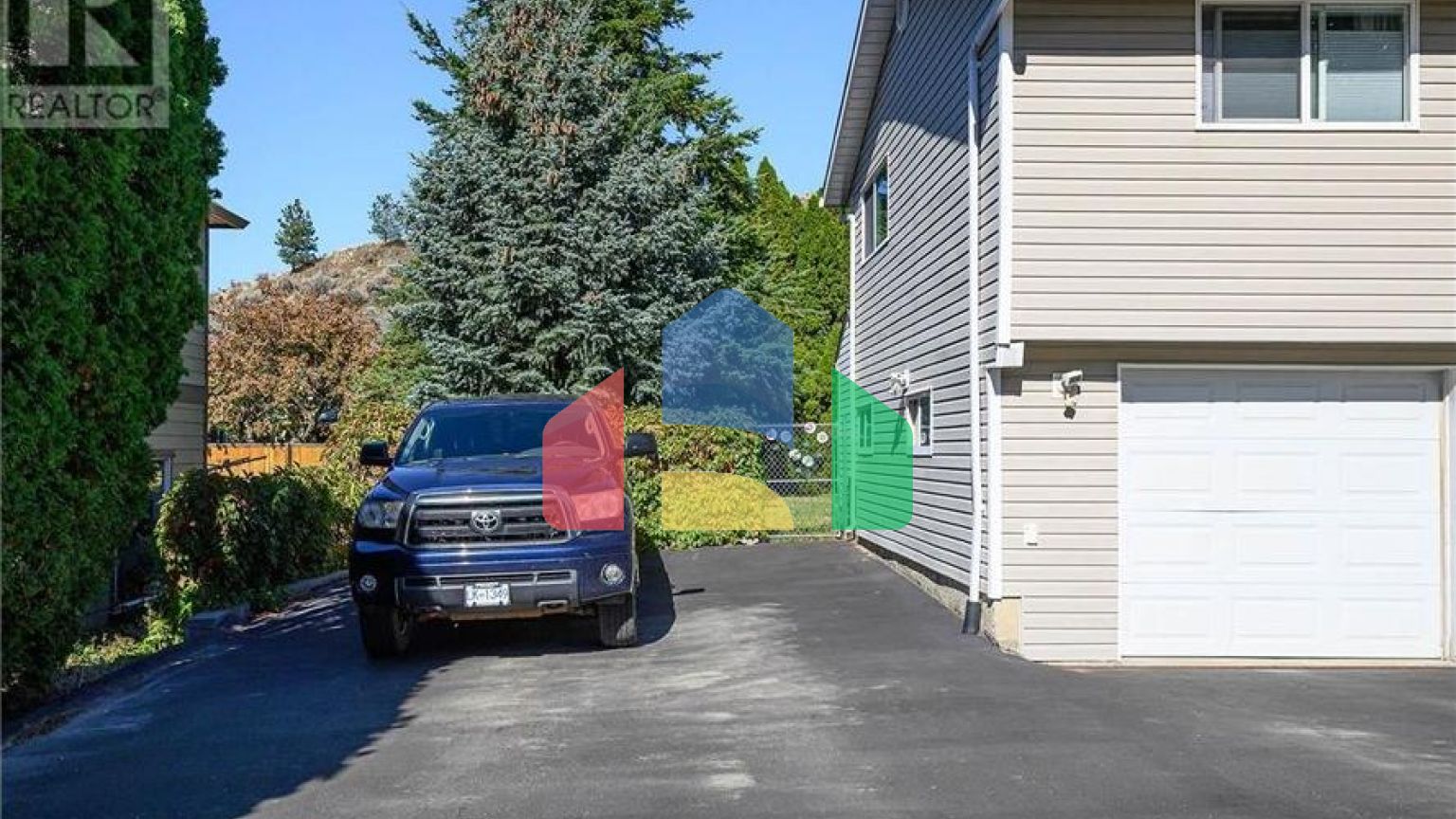 Residential - Single Family Home - Kamloops, Canada - Canada