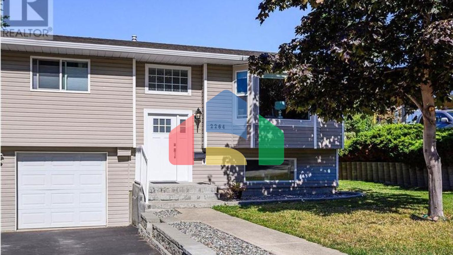 Residential - Single Family Home - Kamloops, Canada - Canada