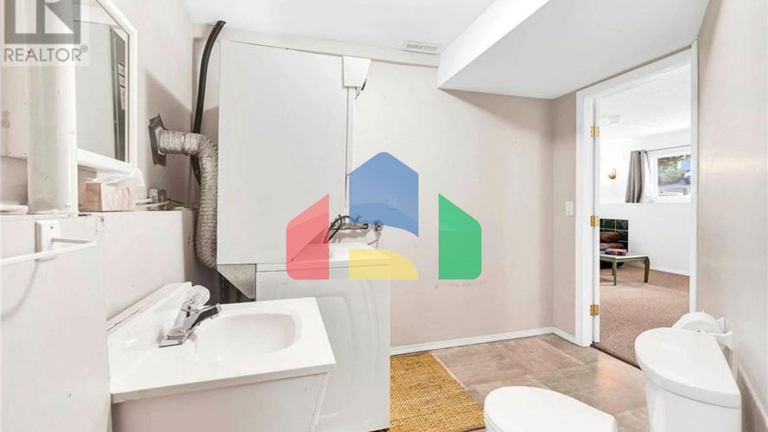 Residential - Single Family Home - Kamloops, Canada - Canada