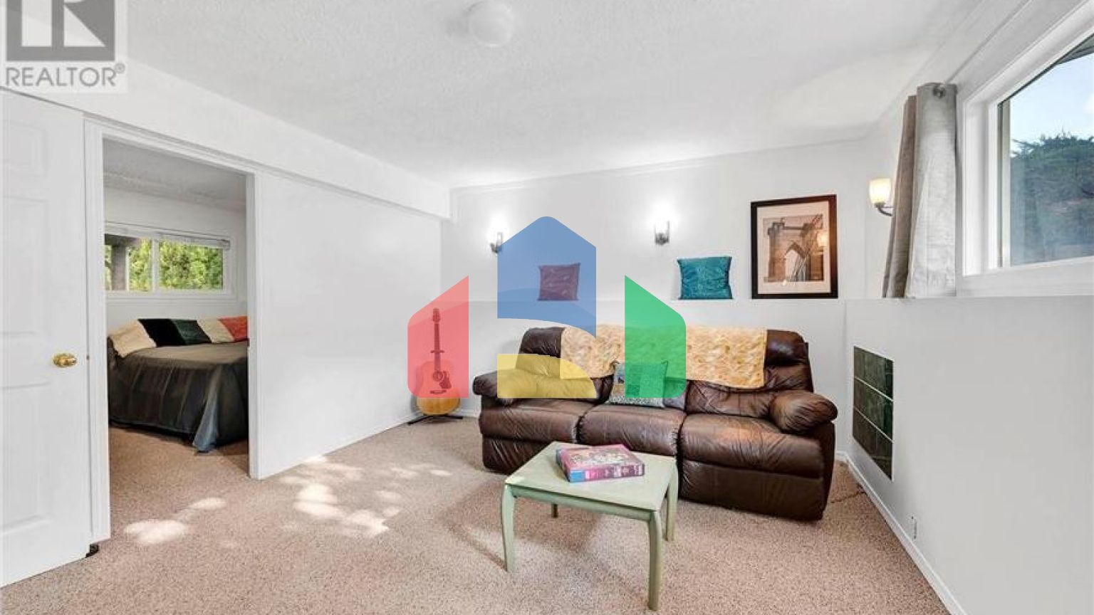 Residential - Single Family Home - Kamloops, Canada - Canada