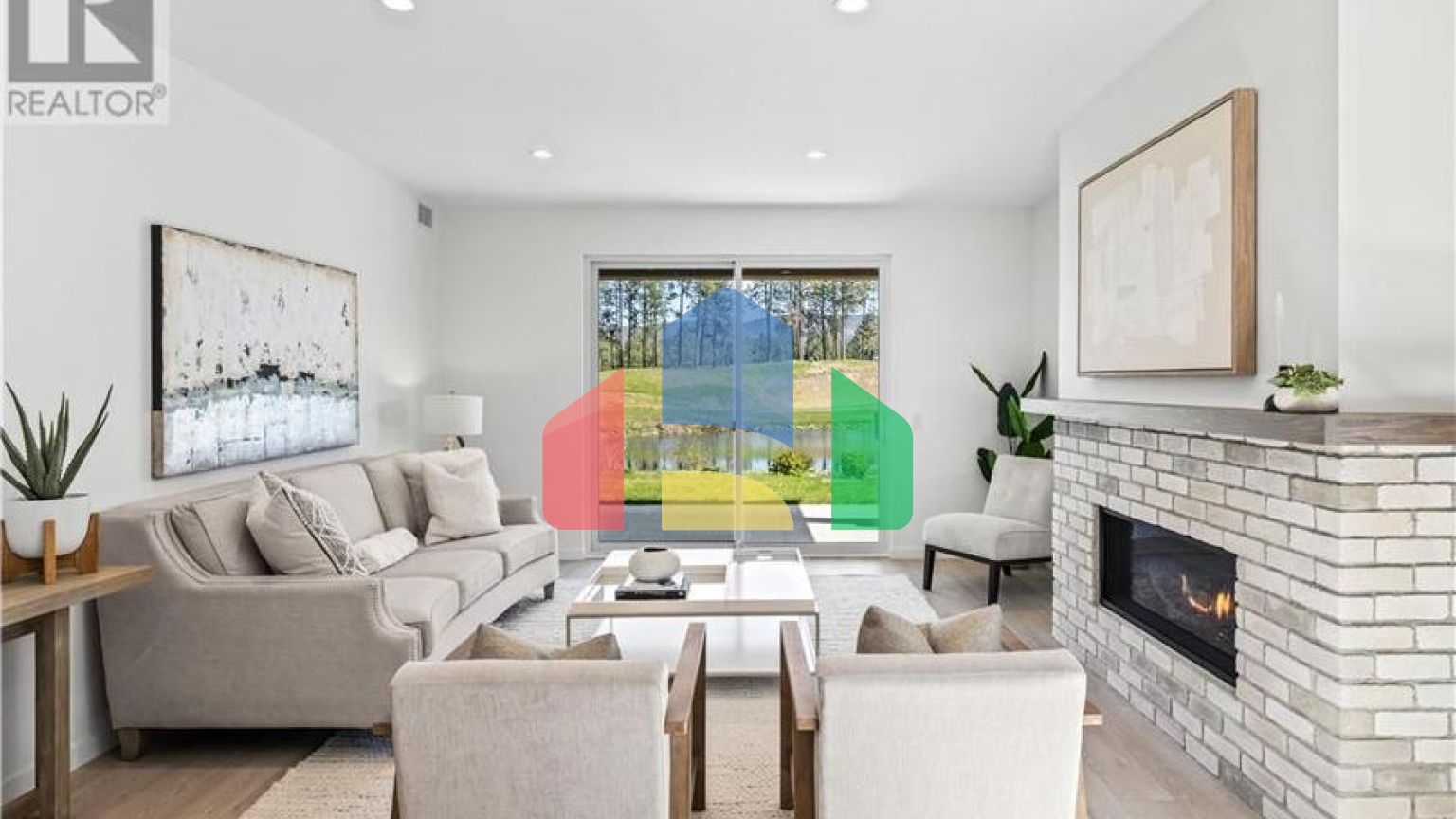 Residential - Townhouse - Kelowna, Canada - Canada