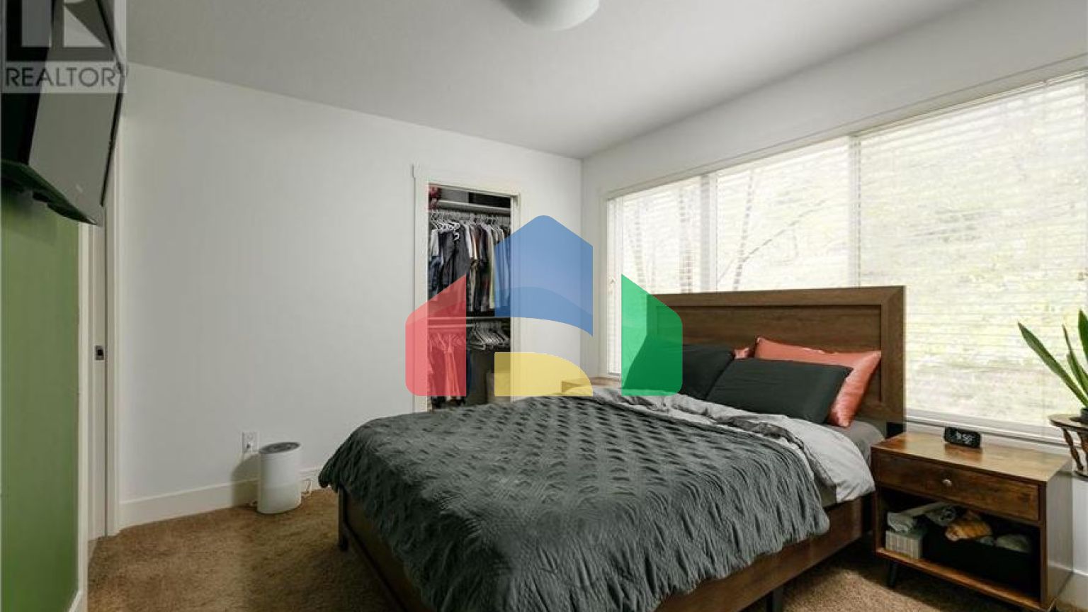 Residential - Condo/Apartment - Kelowna, Canada - Canada