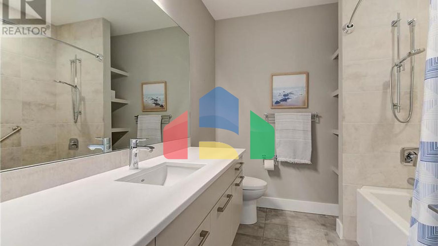 Residential - Single Family Home - Kelowna, Canada - Canada