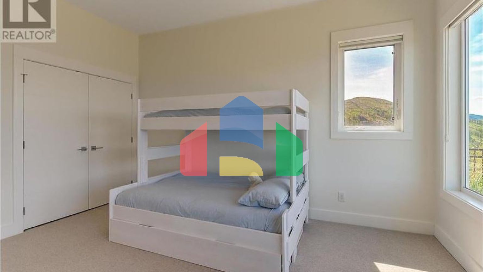 Residential - Single Family Home - Kelowna, Canada - Canada