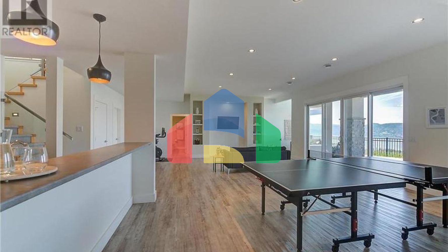 Residential - Single Family Home - Kelowna, Canada - Canada