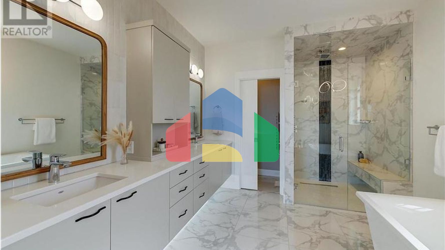 Residential - Single Family Home - Kelowna, Canada - Canada