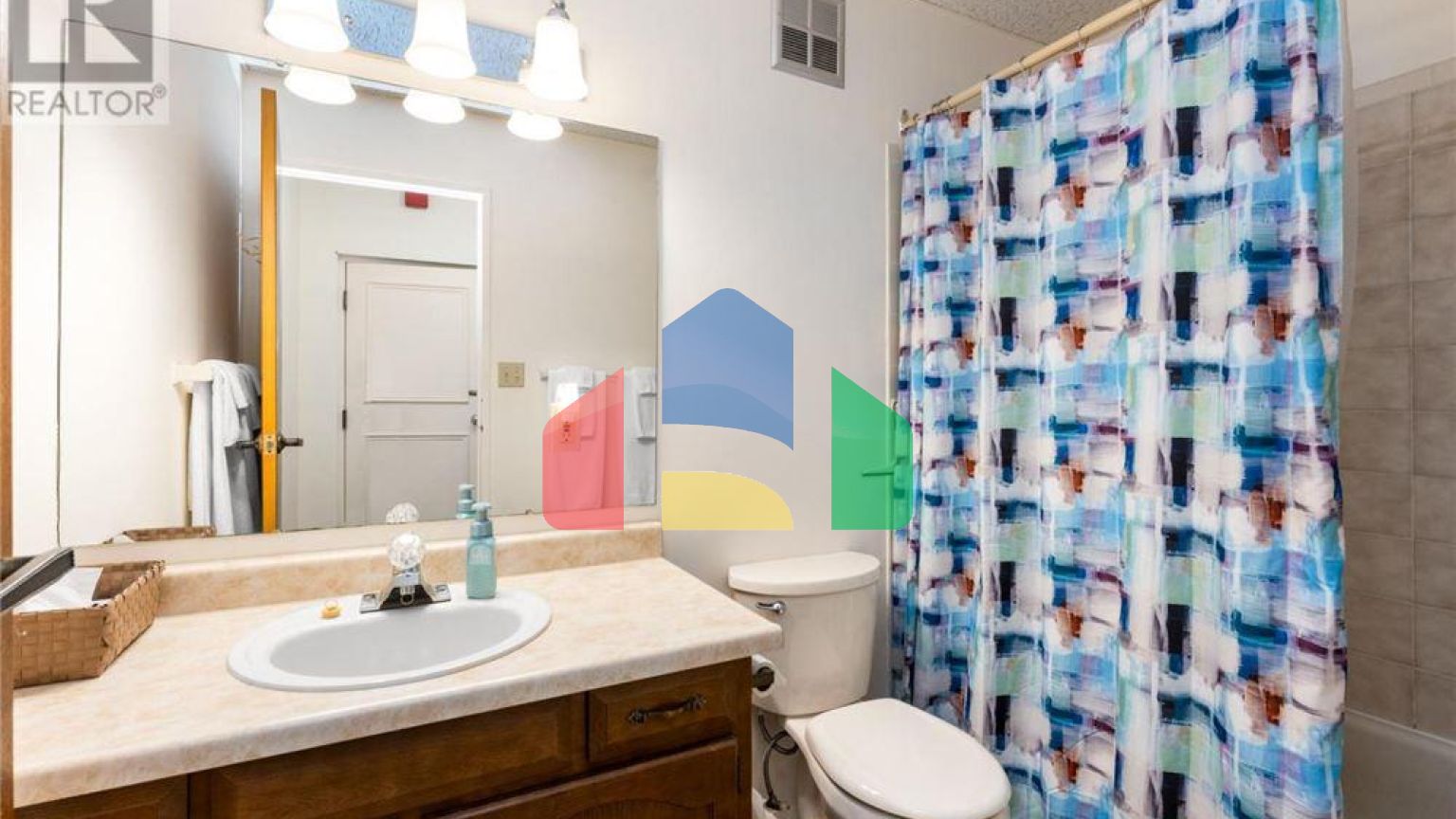 Residential - Condo/Apartment - Kingston, Canada - Canada