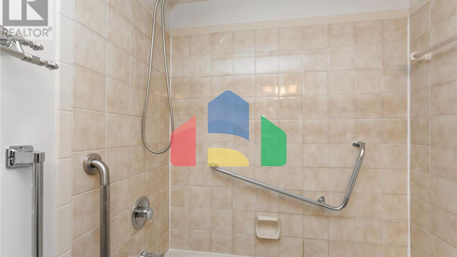 Residential - Condo/Apartment - Kingston, Canada - Canada