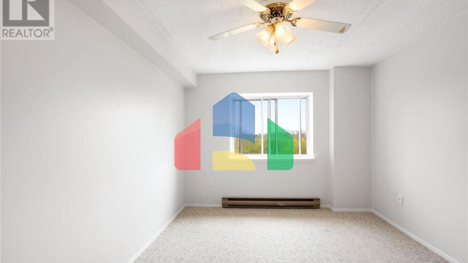 Residential - Condo/Apartment - Kingston, Canada - Canada