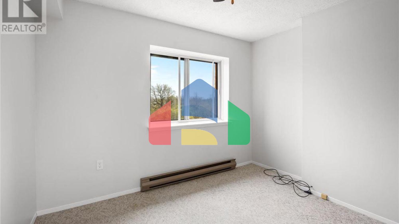 Residential - Condo/Apartment - Kingston, Canada - Canada