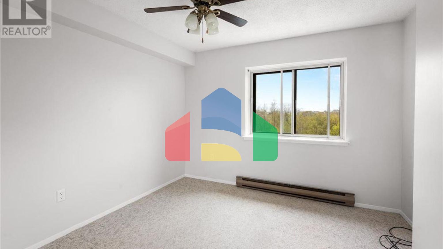 Residential - Condo/Apartment - Kingston, Canada - Canada