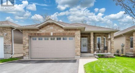 Residential - Single Family Home - Kingston, Canada - Canada