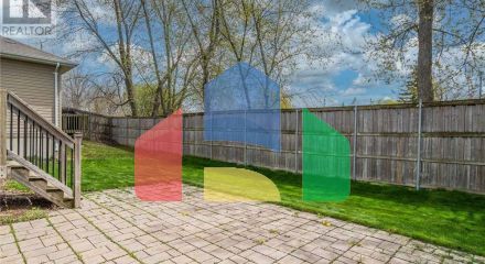 Residential - Single Family Home - Kingston, Canada - Canada