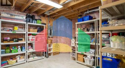 Residential - Single Family Home - Kingston, Canada - Canada