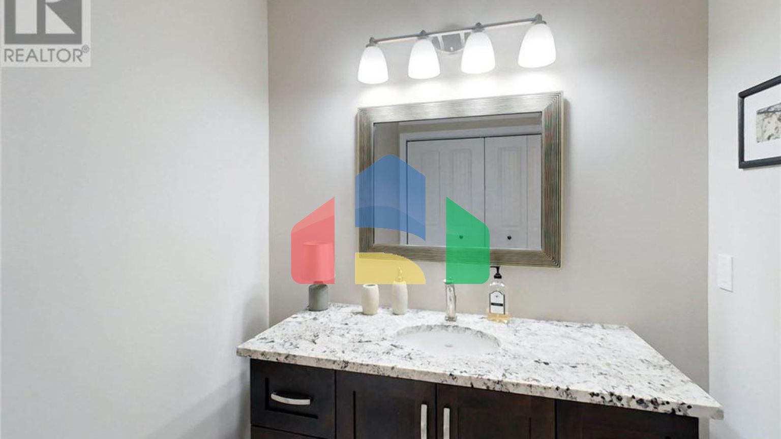 Residential - Single Family Home - Kingston, Canada - Canada