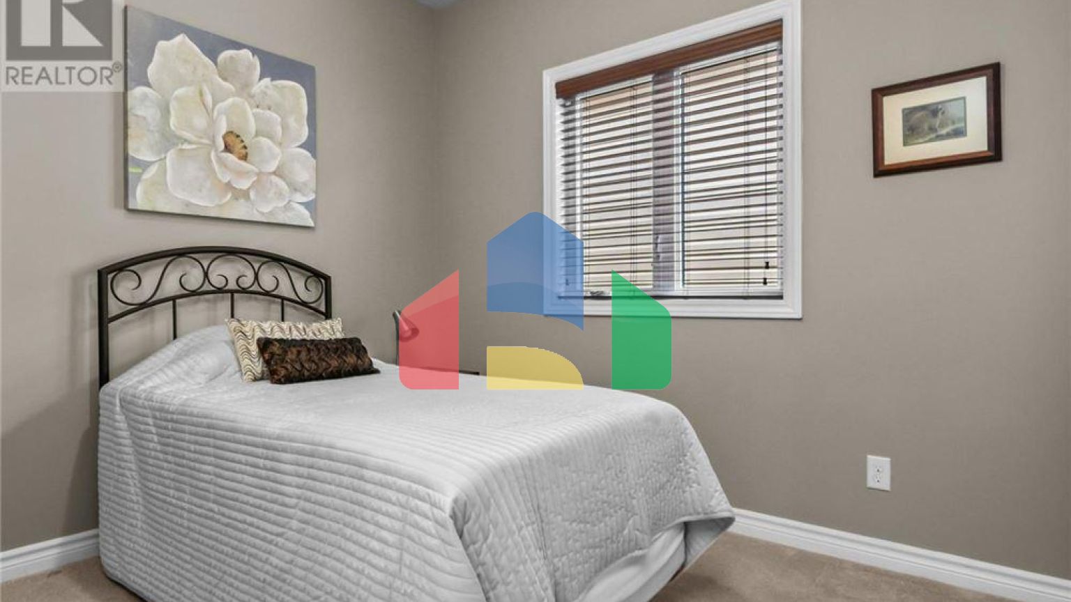 Residential - Single Family Home - Kingston, Canada - Canada