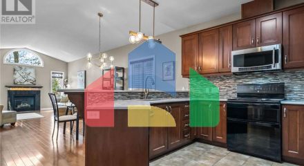 Residential - Single Family Home - Kingston, Canada - Canada