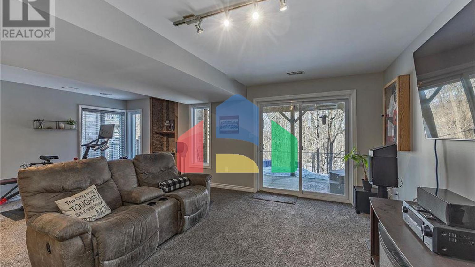 Residential - Single Family Home - Kingston, Canada - Canada