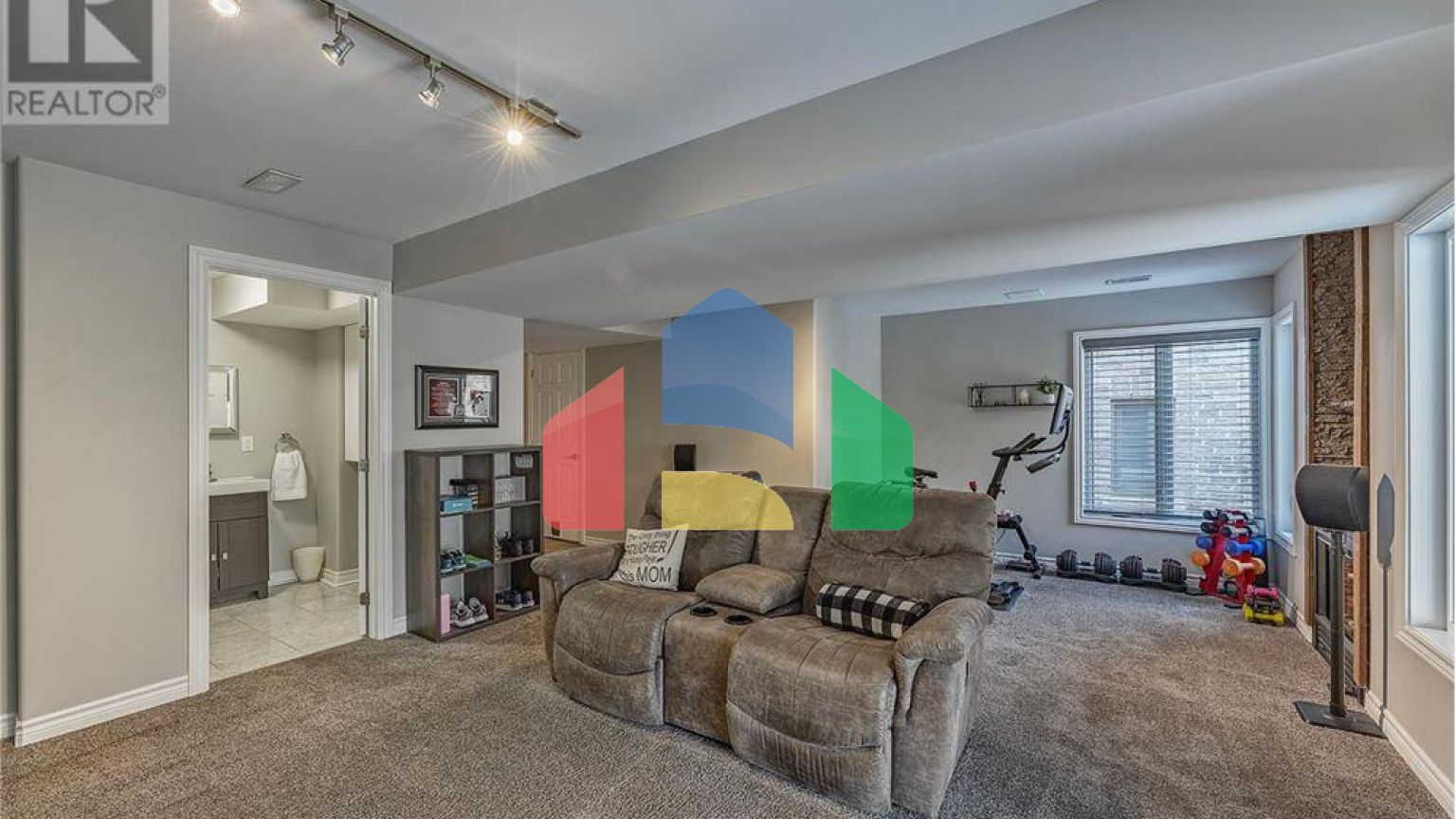 Residential - Single Family Home - Kingston, Canada - Canada