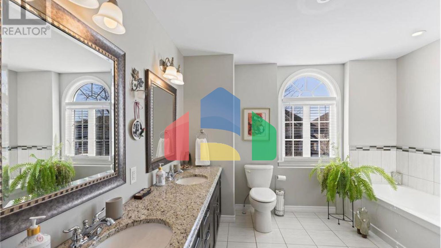 Residential - Single Family Home - Kingston, Canada - Canada