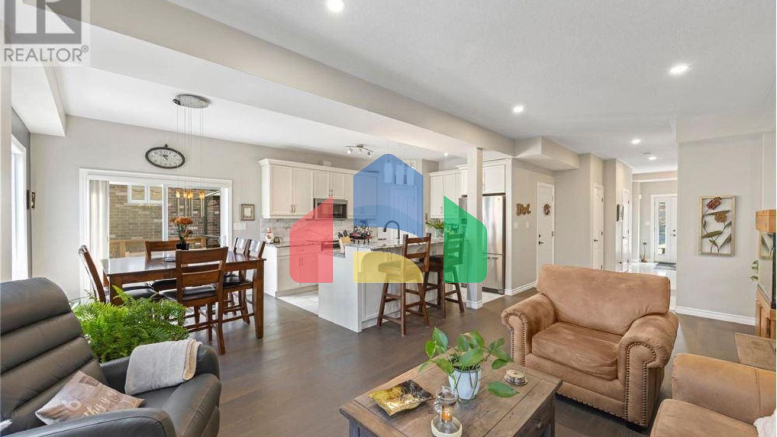 Residential - Single Family Home - Kingston, Canada - Canada