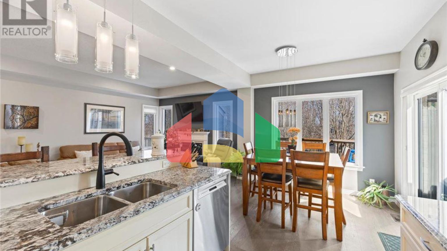 Residential - Single Family Home - Kingston, Canada - Canada