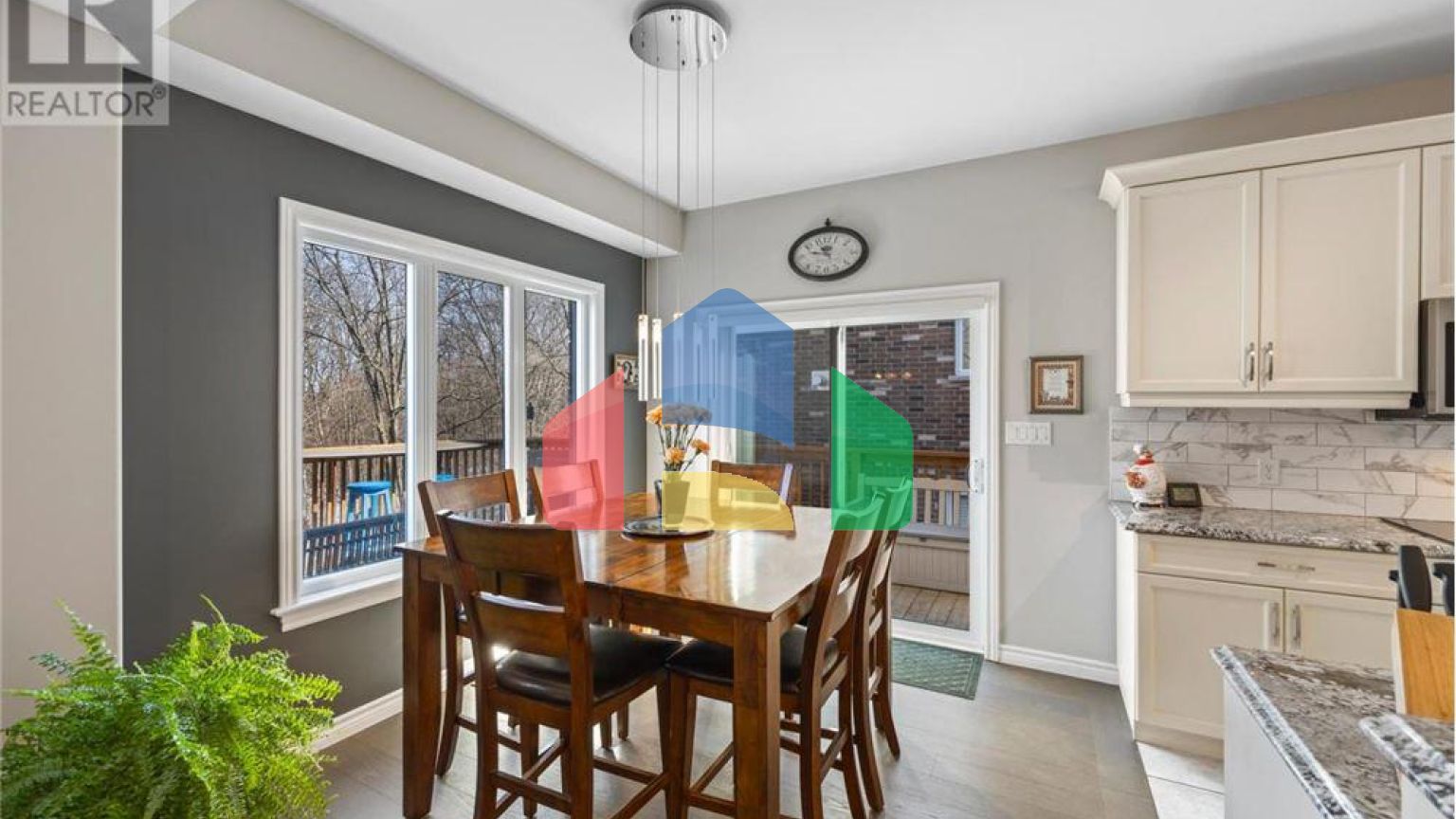 Residential - Single Family Home - Kingston, Canada - Canada