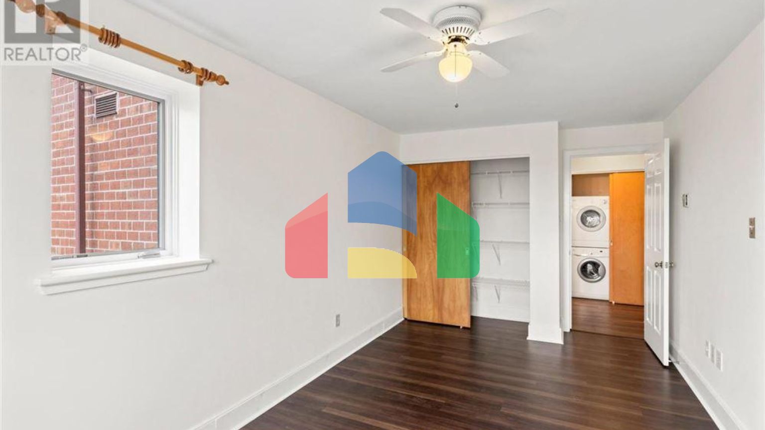 Residential - Condo/Apartment - Kingston, Canada - Canada